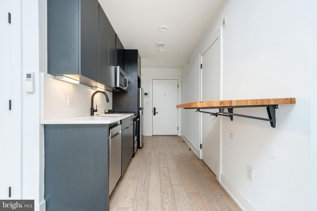 965 Frankford Avenue - Photo 3