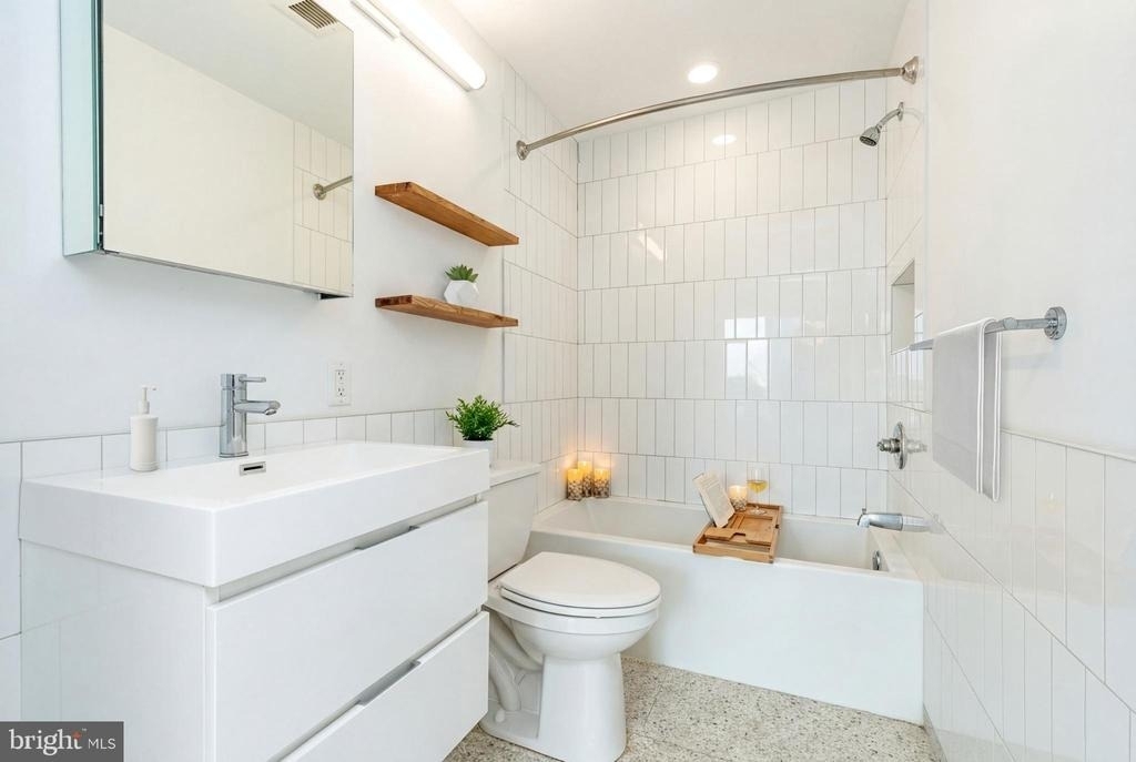 965 Frankford Avenue - Photo 27
