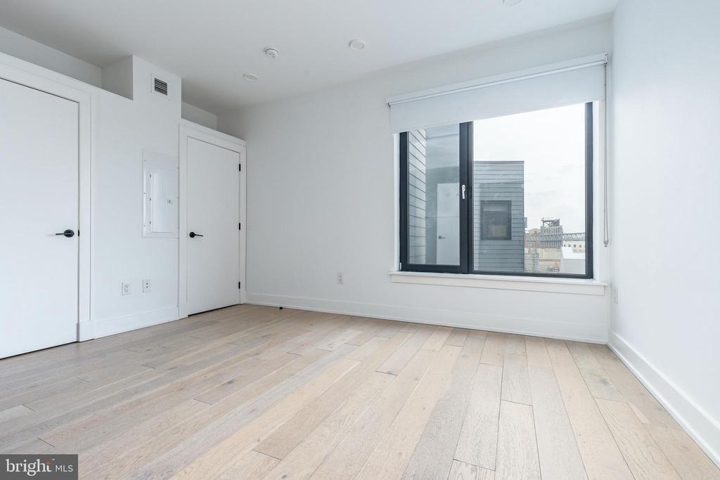 965 Frankford Avenue - Photo 9