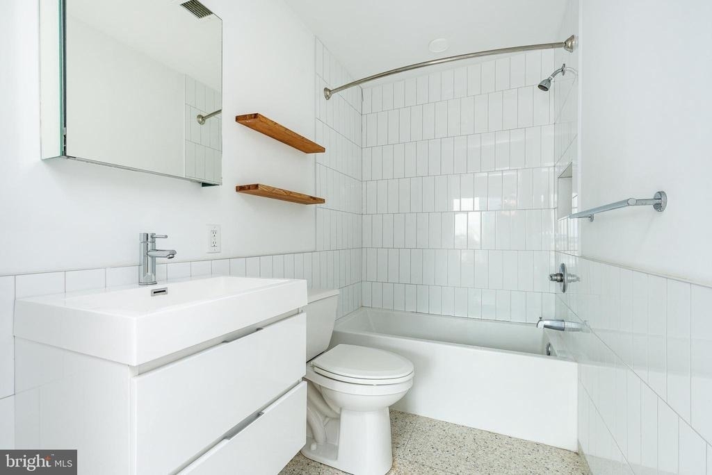 965 Frankford Avenue - Photo 8