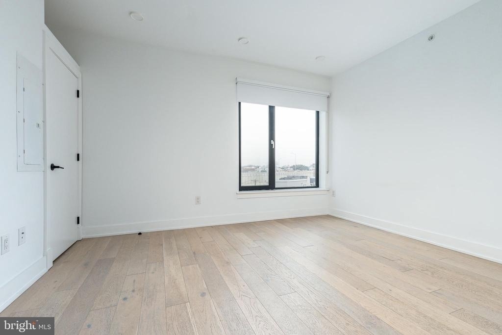 965 Frankford Avenue - Photo 6