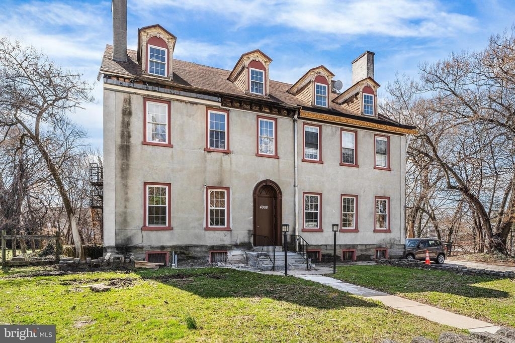 4908 Germantown Avenue - Photo 4