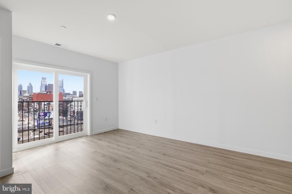915 N Broad Street - Photo 5