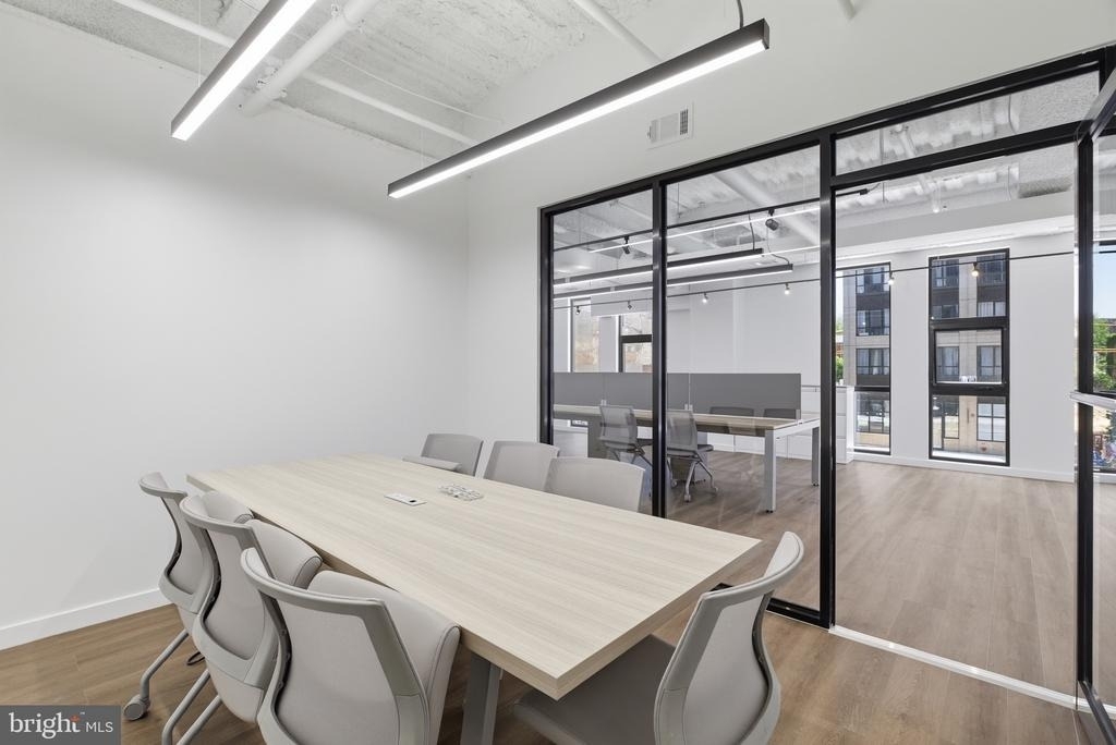 915 N Broad Street - Photo 35