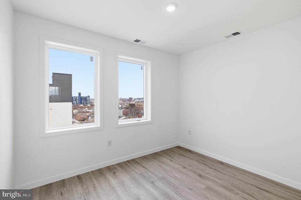915 N Broad Street - Photo 13