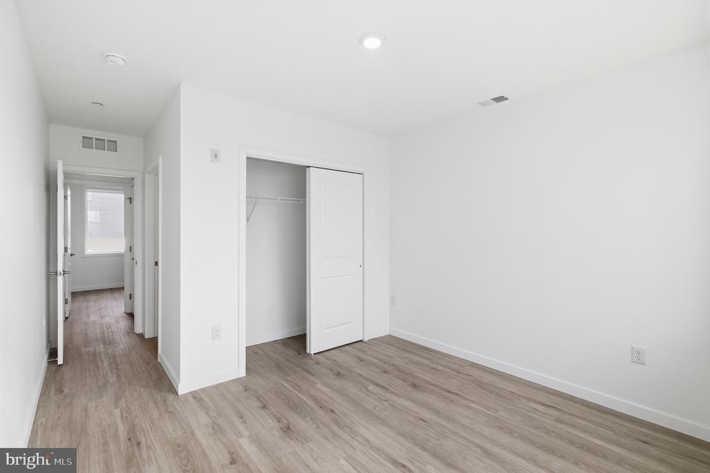915 N Broad Street - Photo 11
