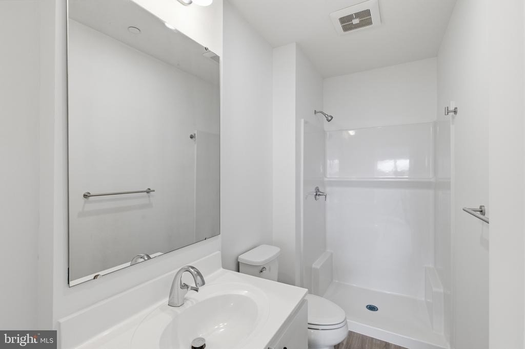 915 N Broad Street - Photo 16