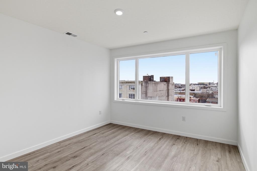 915 N Broad Street - Photo 10