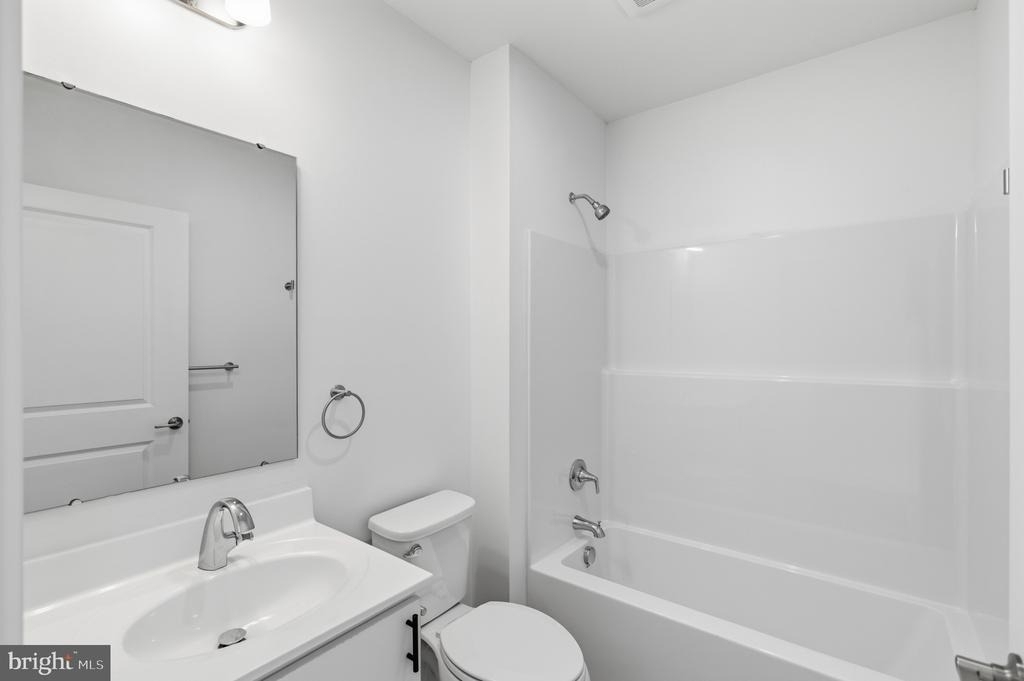 915 N Broad Street - Photo 12
