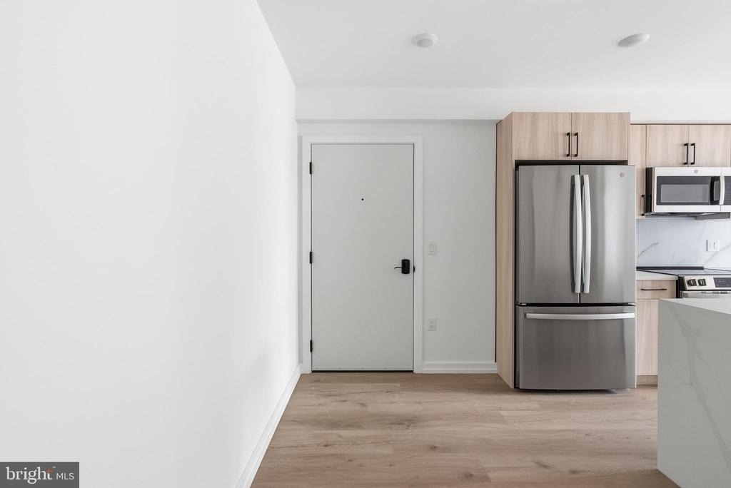 208 Vine Street - Photo 2