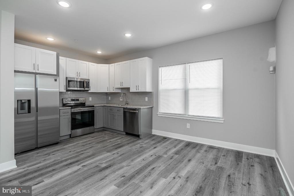 616 N Union Street - Photo 3