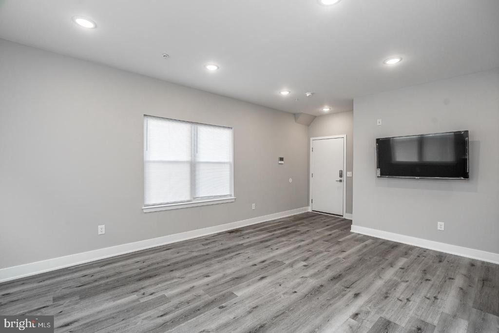 616 N Union Street - Photo 1