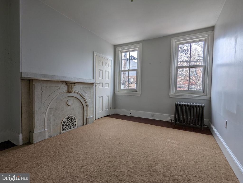 1213 Shackamaxon Street - Photo 2