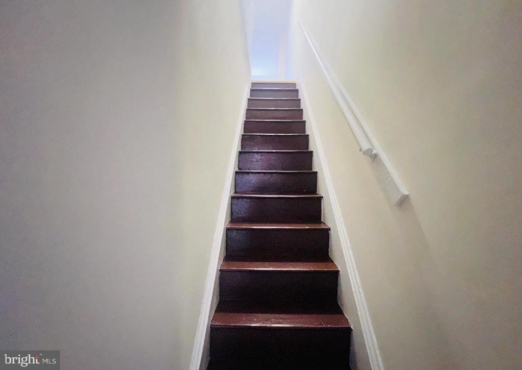 336 Barclay Street - Photo 13