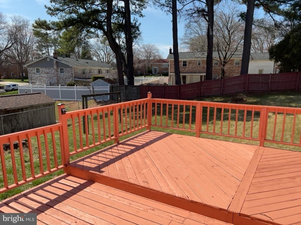 6920 Groveton Drive - Photo 28