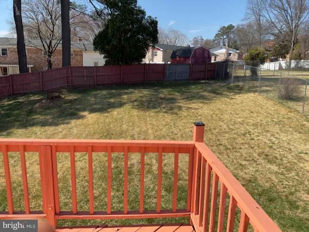 6920 Groveton Drive - Photo 29