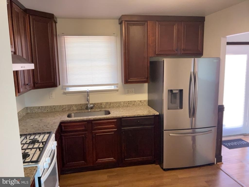 6920 Groveton Drive - Photo 8