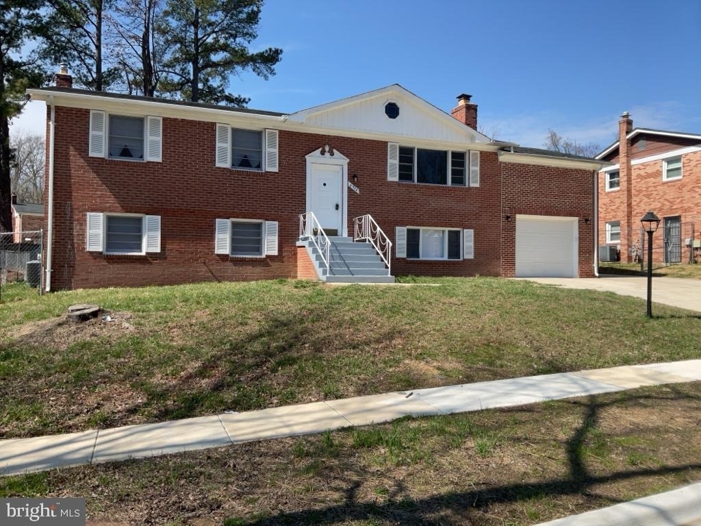 6920 Groveton Drive - Photo 0
