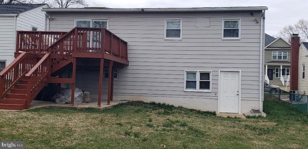 9207 4th Street - Photo 0
