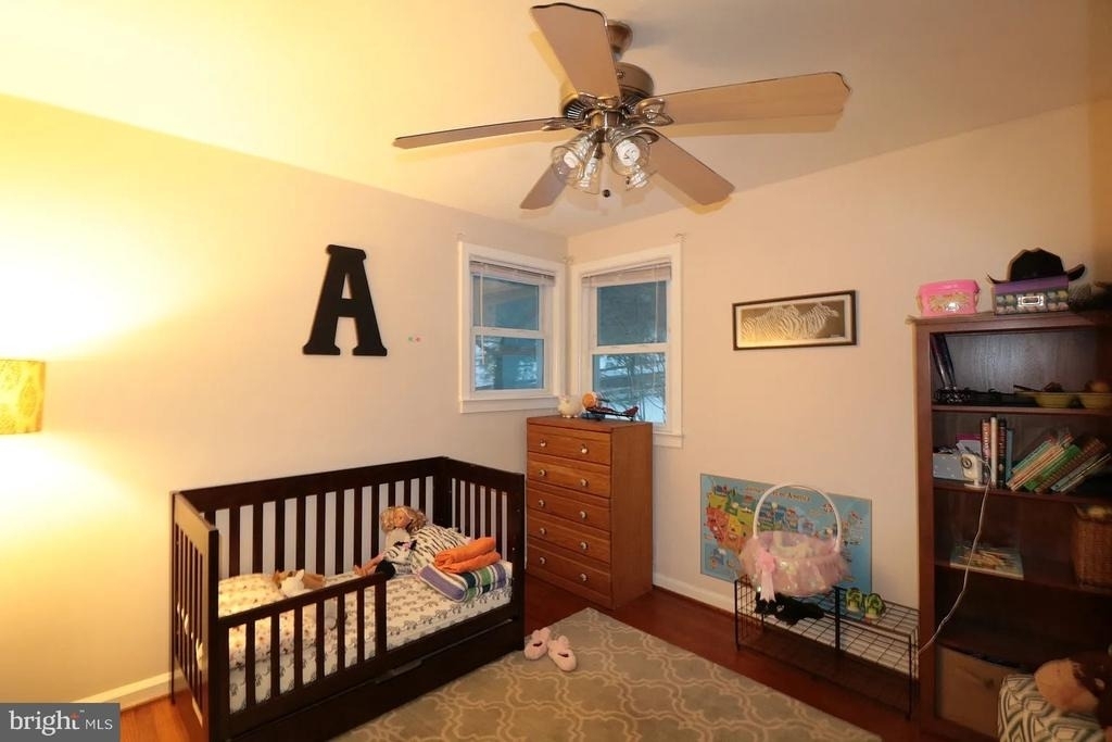 13904 Mills Avenue - Photo 13