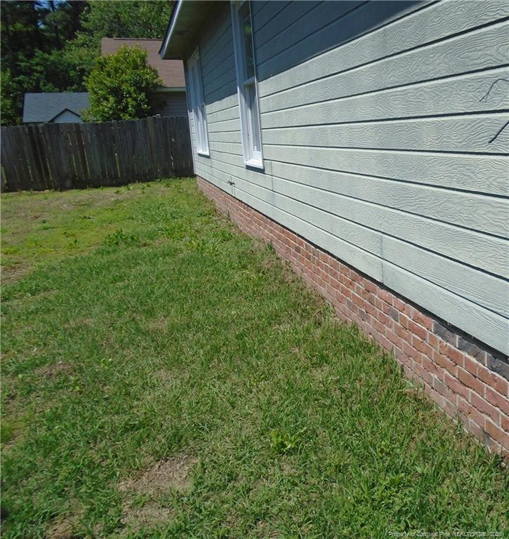 5595 Quietwood Place - Photo 18