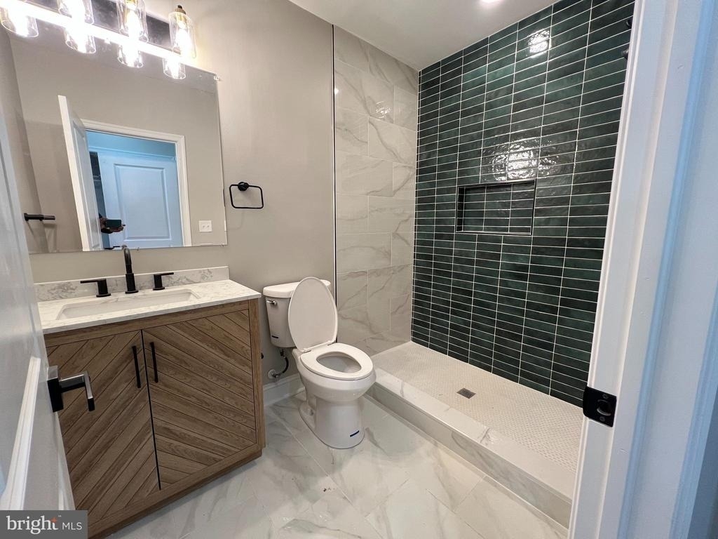 717 N Collington Avenue - Photo 34