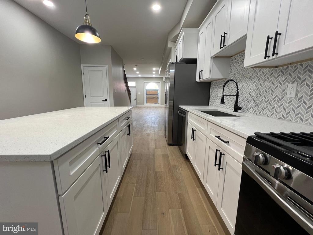 717 N Collington Avenue - Photo 7