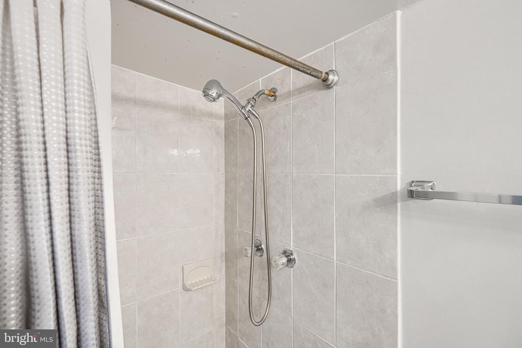 1138 W Lombard Street - Photo 19