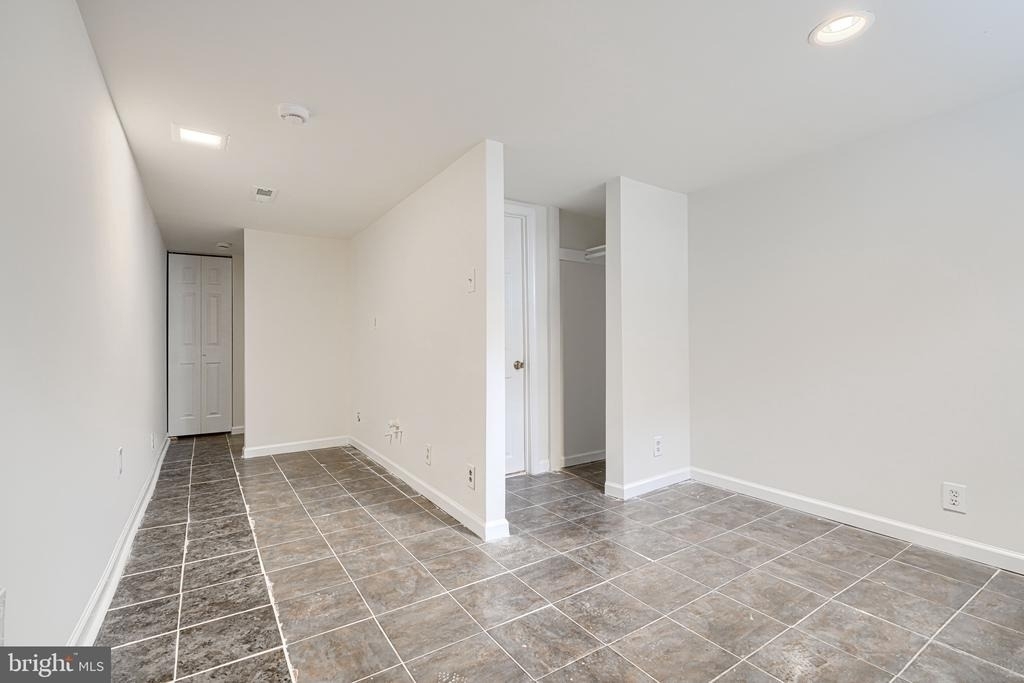 1138 W Lombard Street - Photo 22