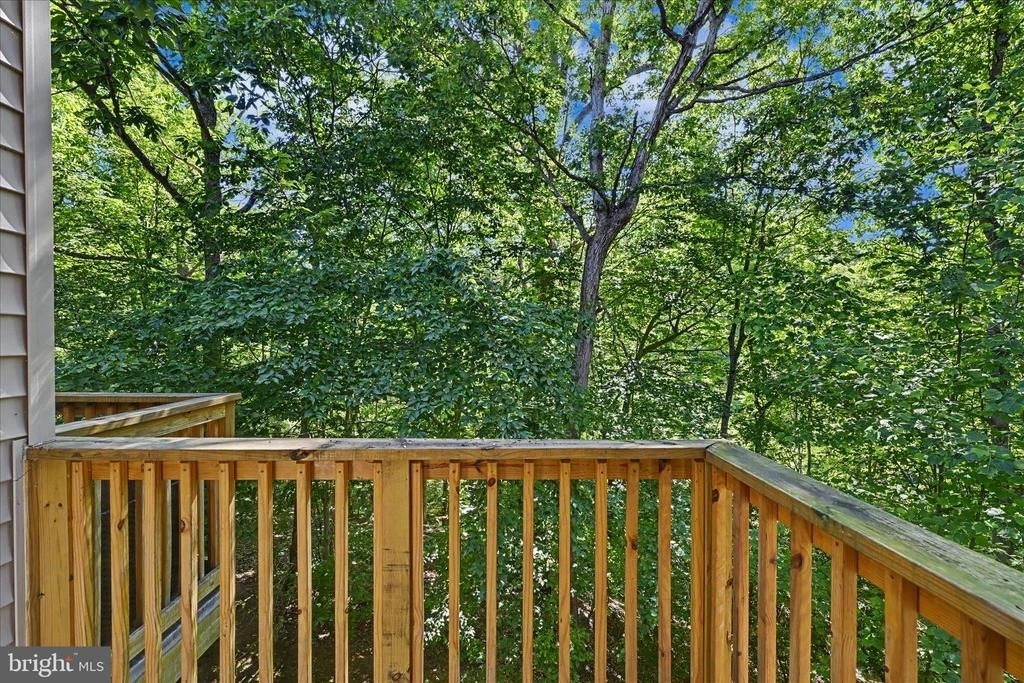 678 Newbridge Court - Photo 8