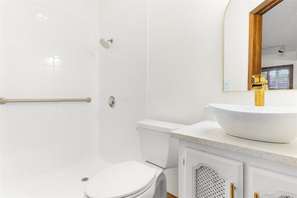 21205 National Dr - Photo 20
