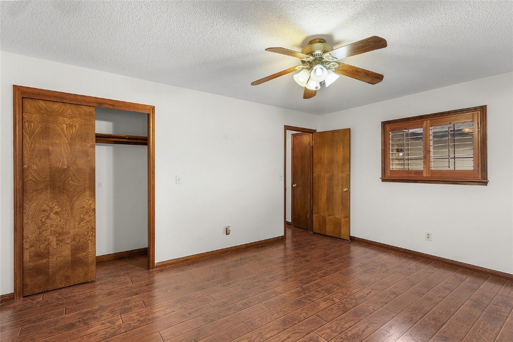 21205 National Dr - Photo 17