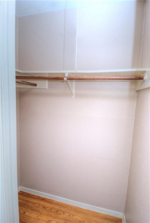 400 W 34th St - Photo 5