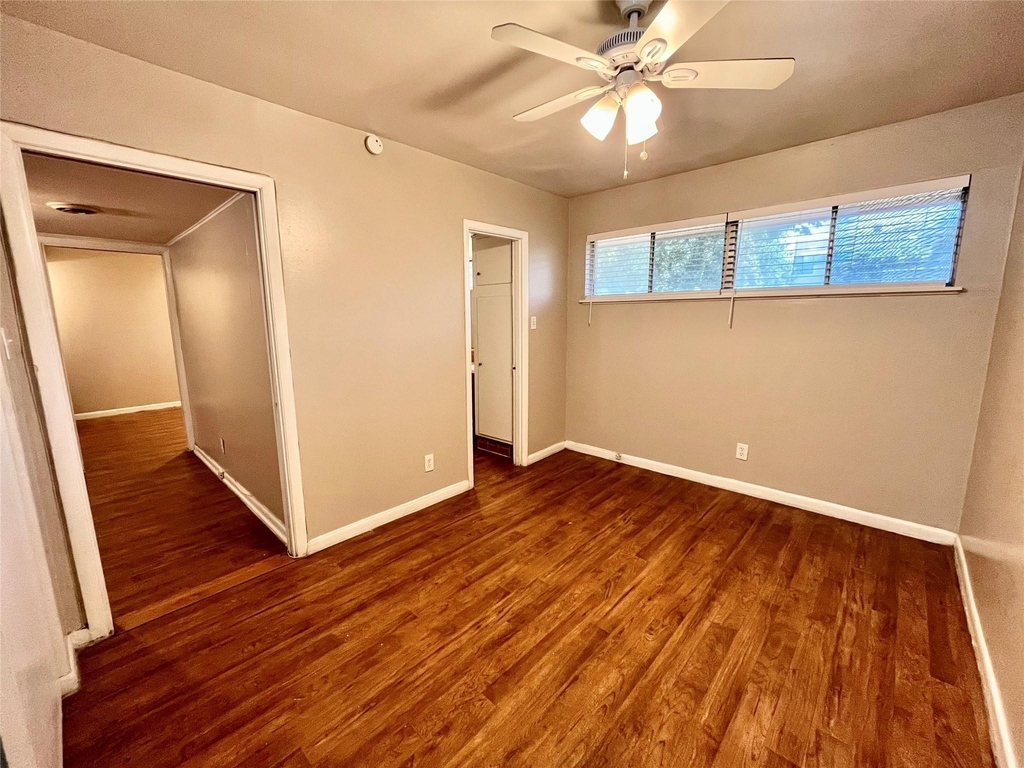 3304 Red River St - Photo 5