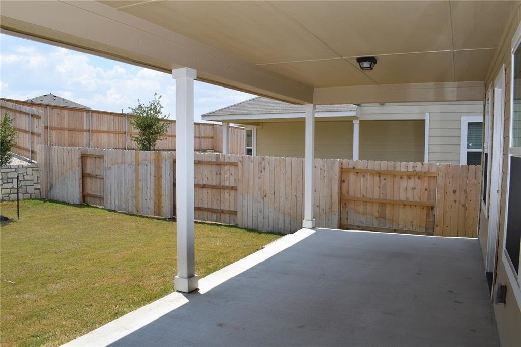 208 Shugart St - Photo 23