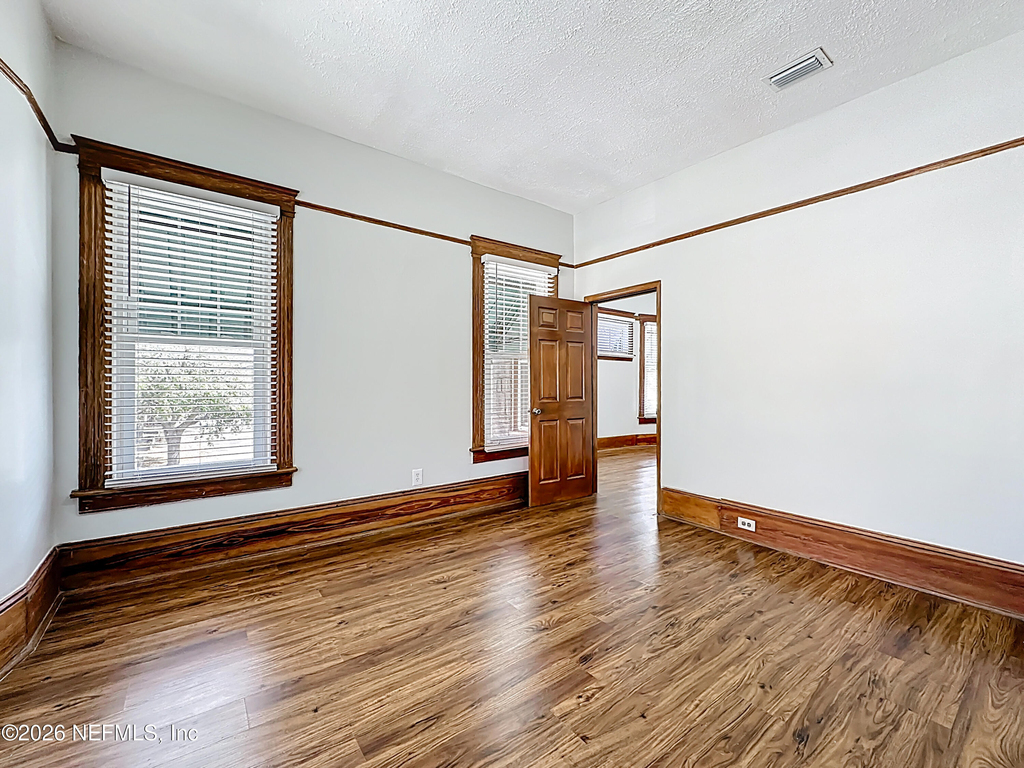 138 E Duval Street - Photo 32