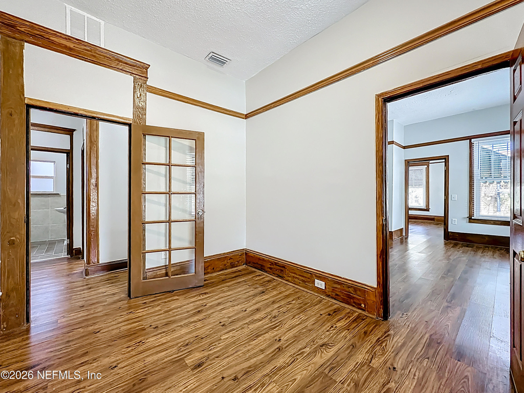 138 E Duval Street - Photo 34