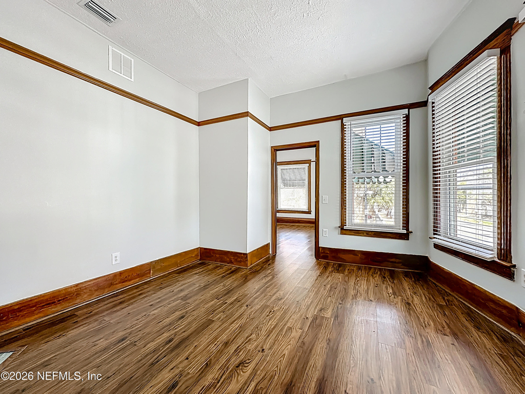 138 E Duval Street - Photo 38