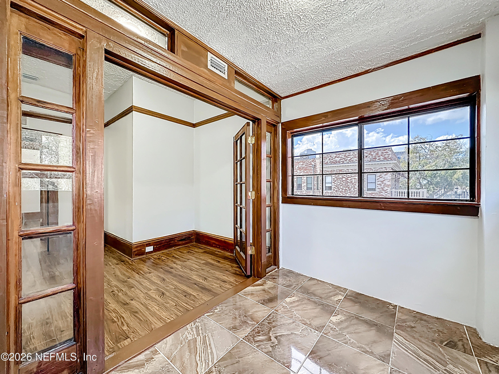 138 E Duval Street - Photo 8