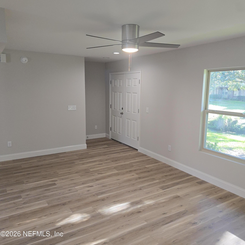8205 Kensington Square - Photo 5