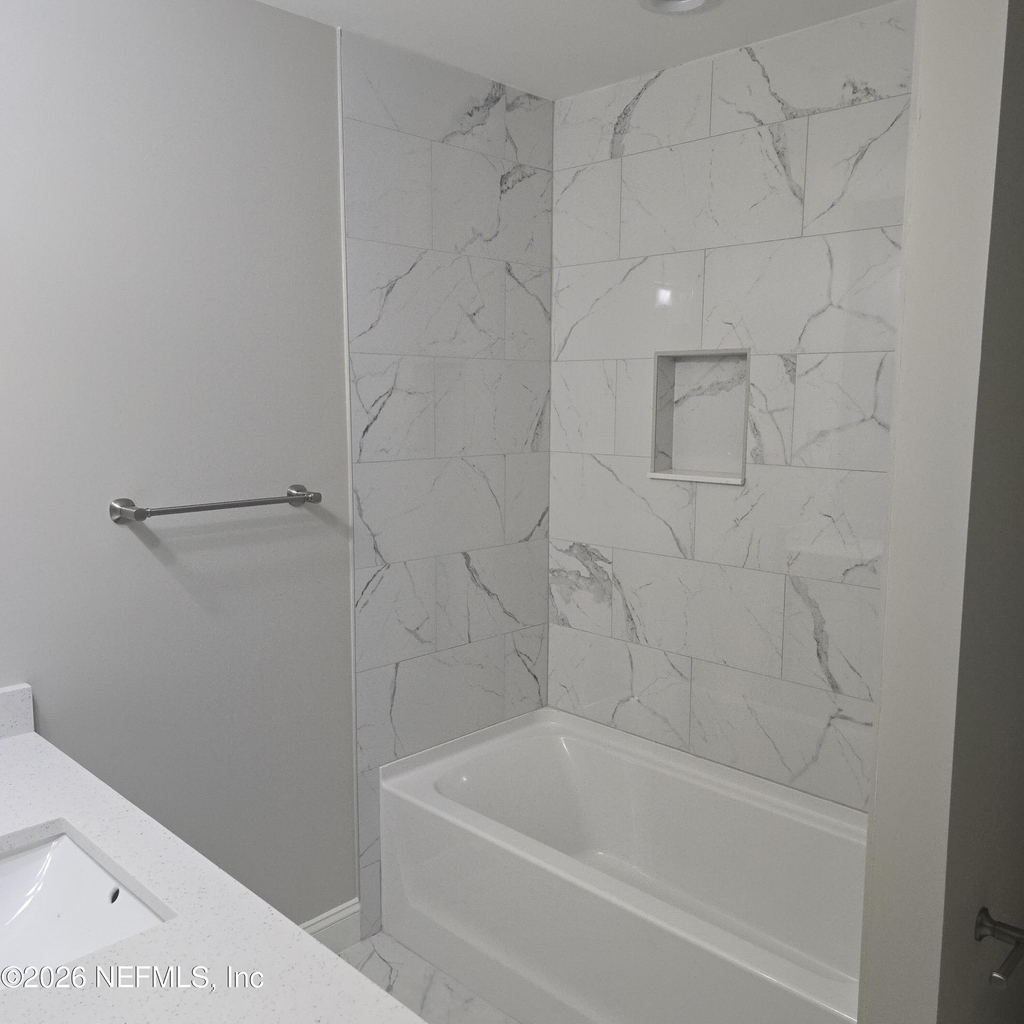 8205 Kensington Square - Photo 10