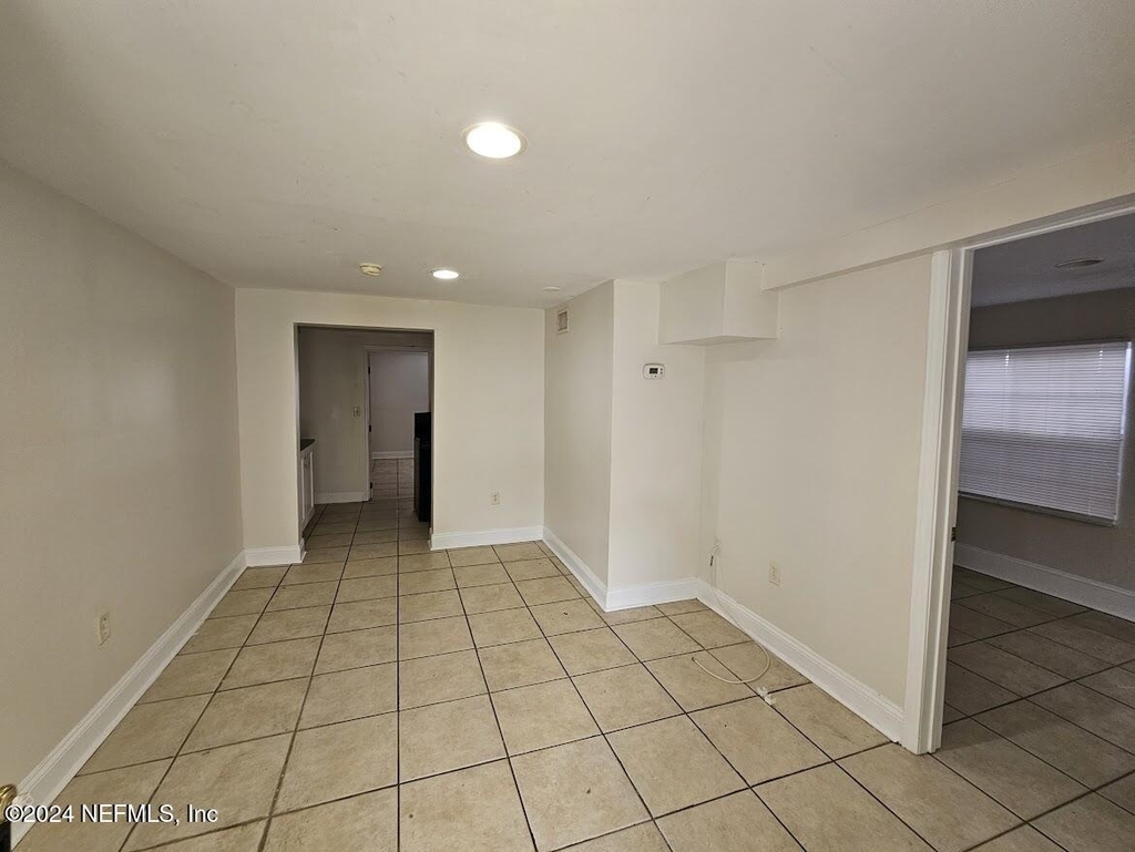 925 Phillips Street - Photo 1