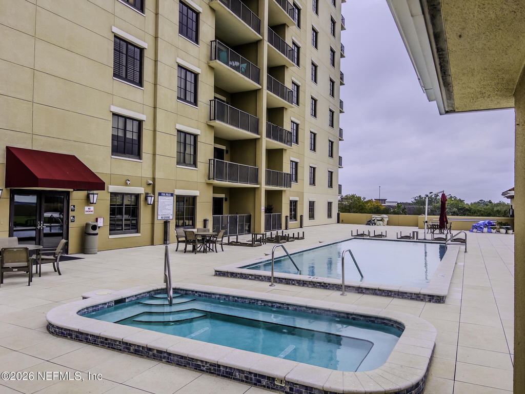 1478 Riverplace Boulevard - Photo 16