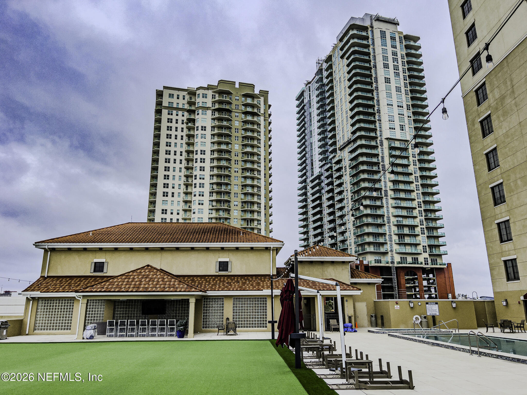 1478 Riverplace Boulevard - Photo 17