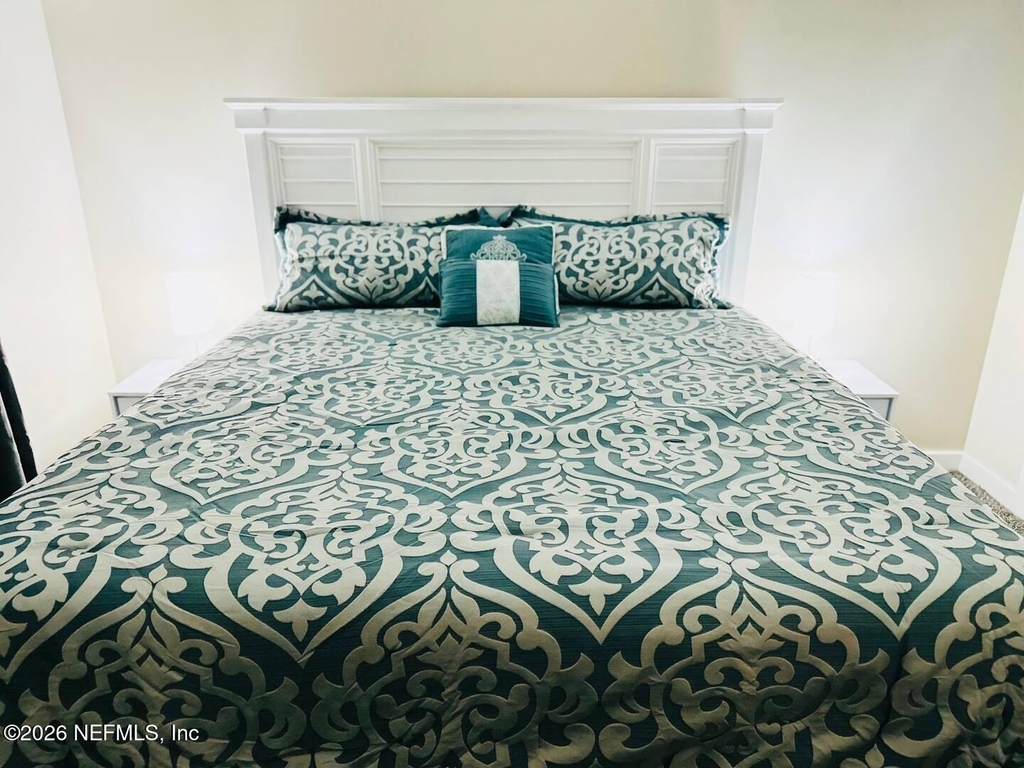 955 Registry Boulevard - Photo 6