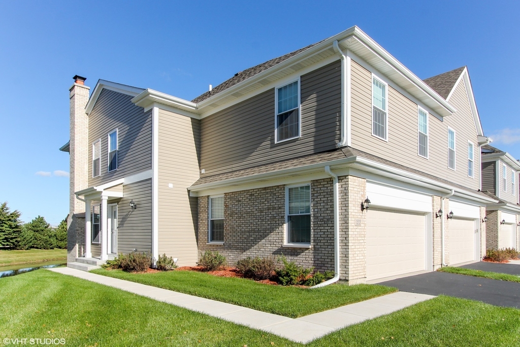 1154 Megan Court - Photo 0