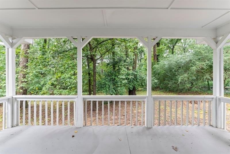 2352 Elmwood Circle Se - Photo 30