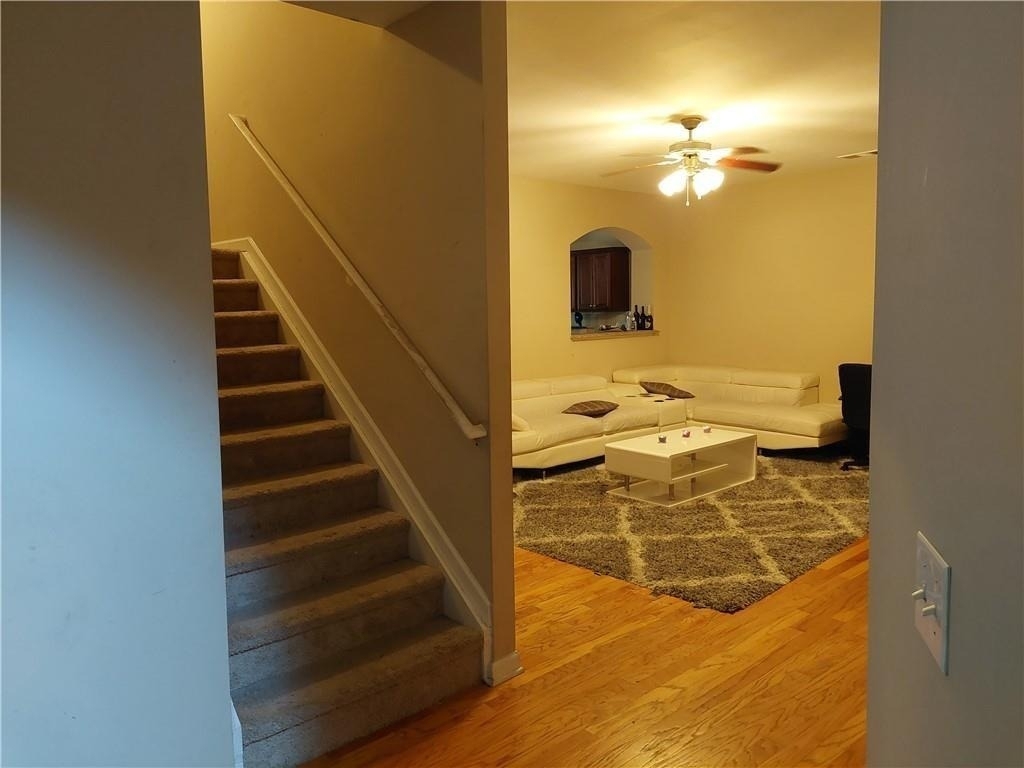 13 Burns View Court - Photo 1