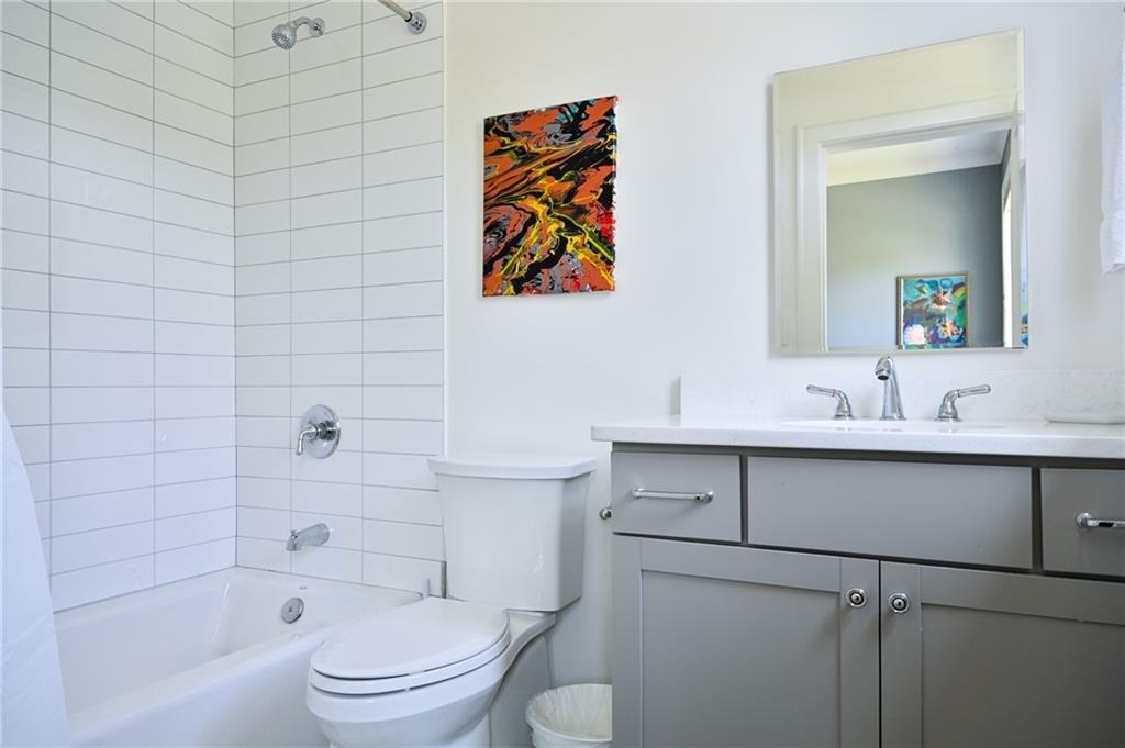 801 Adair Avenue Ne - Photo 25