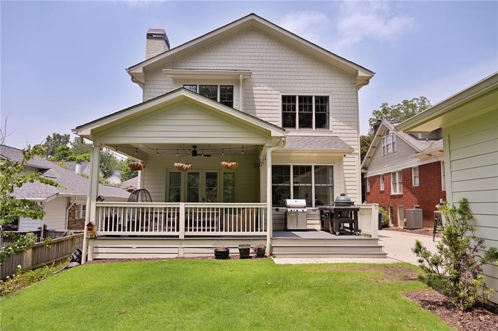 801 Adair Avenue Ne - Photo 4